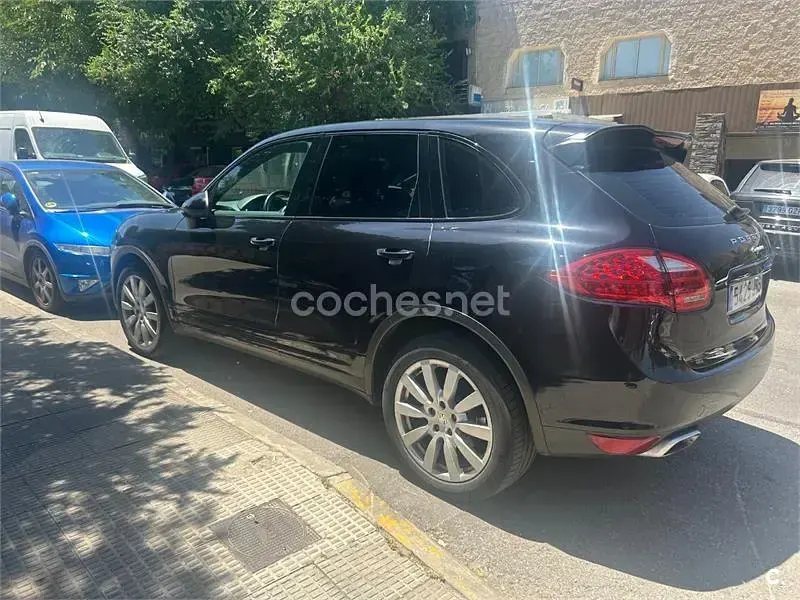 Usado Porsche Cayenne 240 CV (176 kW) 2010 Negro SUV