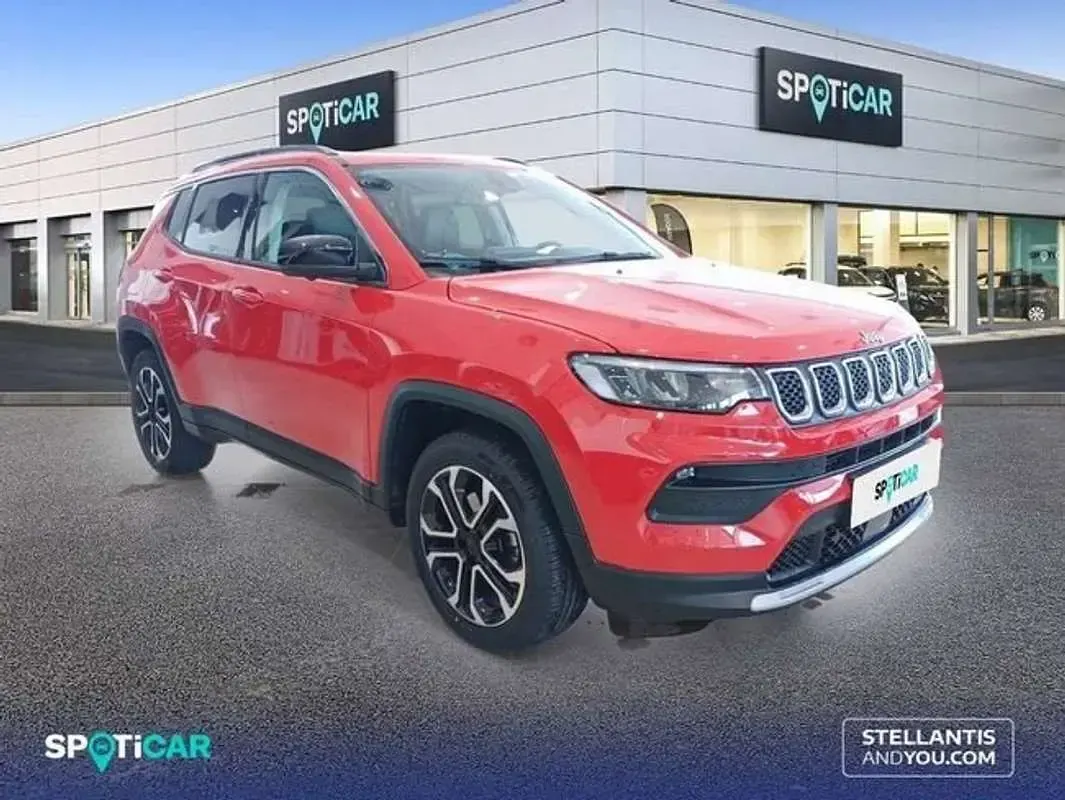 Usado Jeep Compass Limited 131 CV (96 kW) 2024 Rojo SUV
