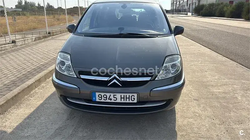 Usado Citroën C8 Seduction 163 CV (119 kW) 2011 Marrón Monovolumen