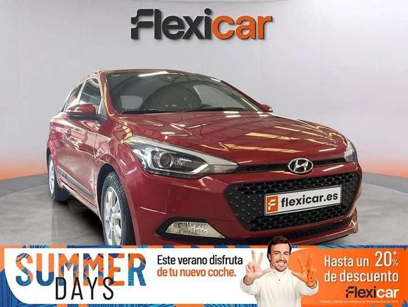 Rojo Usado 2016 Hyundai i20 Utilitario | 10.690 € (Precio justo) - Imagen 1/4