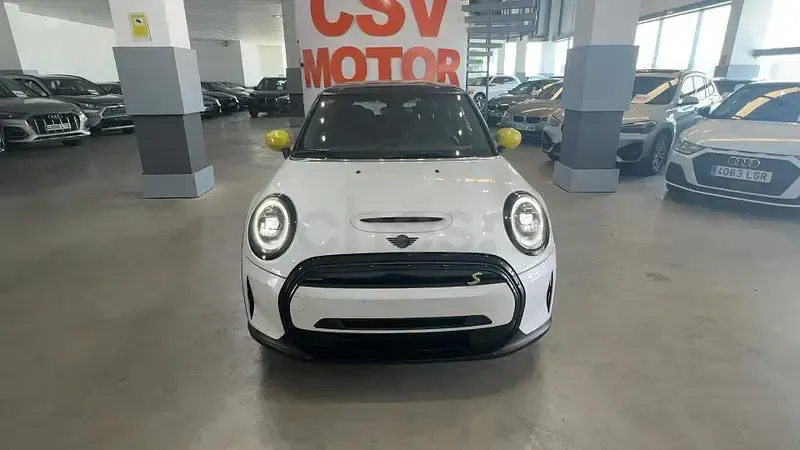 Usado Mini Cooper SE 135 kW (184 CV) 2024 Eléctrico Utilitario