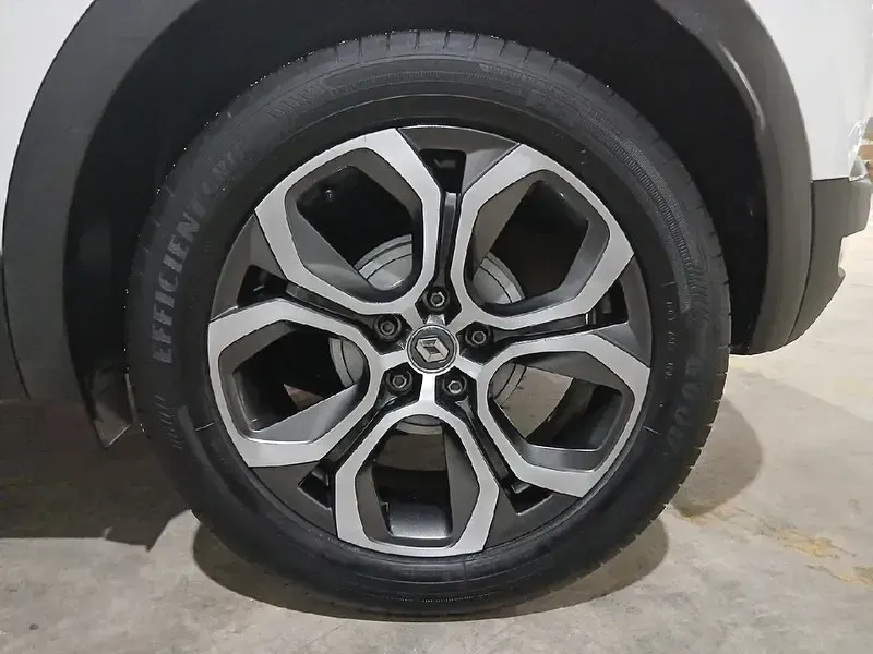 Usado Renault Captur 140 CV (102 kW) 2021 Blanco SUV