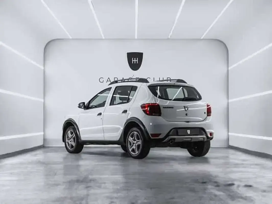 Usado Dacia Sandero Stepway 101 CV (74 kW) 2020 Blanco Utilitario