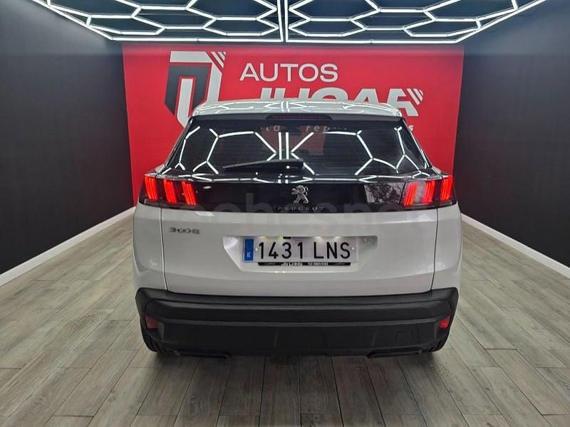 Usado Peugeot 3008 Active 130 CV (95 kW) 2021 Blanco SUV