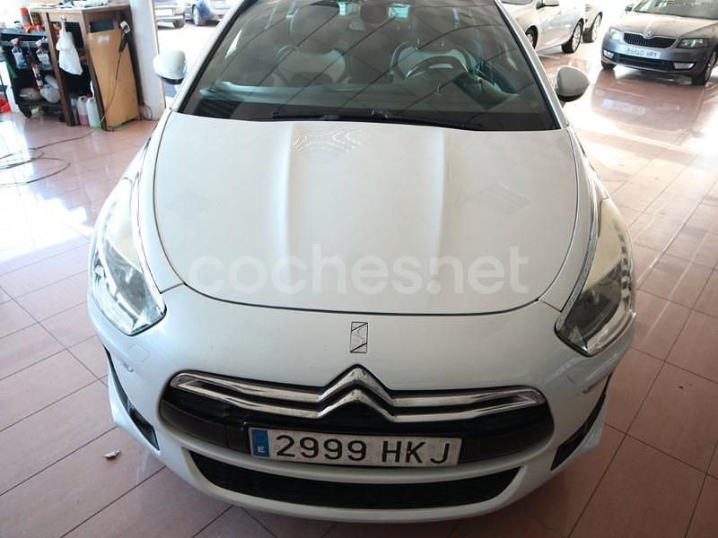 Usado Citroën DS5 200 CV (147 kW) 2013 Blanco Utilitario