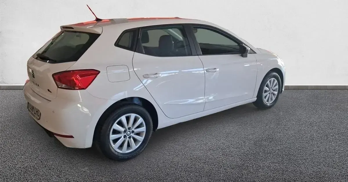 Usado Seat Ibiza Reference 95 CV (69 kW) 2020 Utilitario