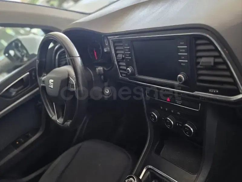 Usado Seat Ateca Style 115 CV (84 kW) 2017 Blanco SUV