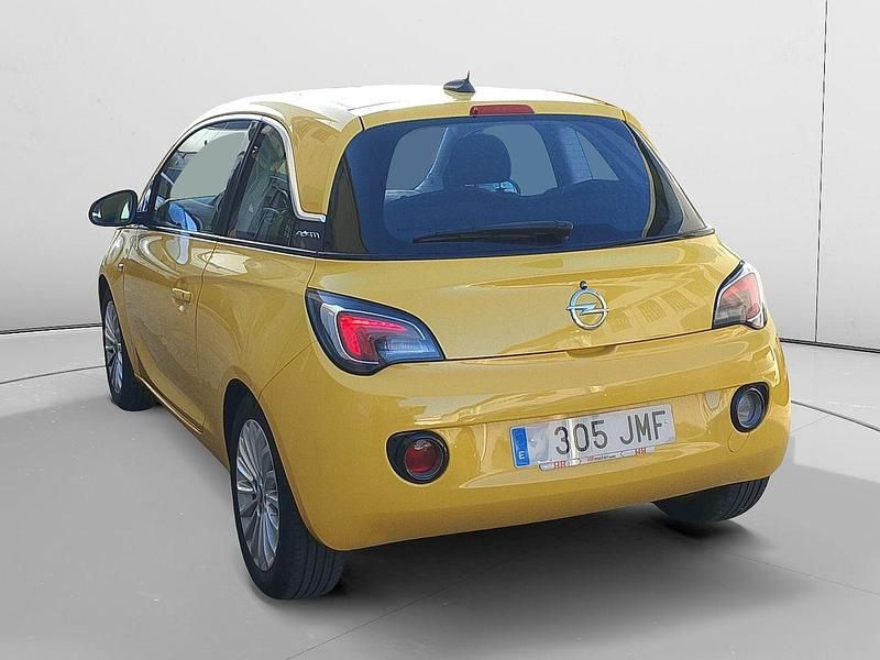 Usado Opel Adam Glam 87 CV (63 kW) 2016 Amarillo Utilitario