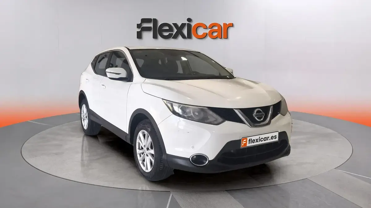 Begagnad Nissan Qashqai Acenta 110 HK (80 kW) 2017 SUV