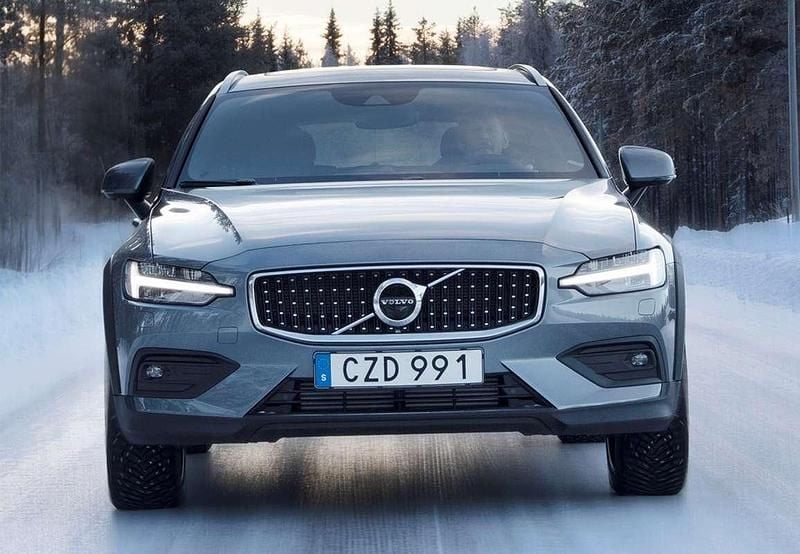 Usado Volvo V60 CC 197 CV (144 kW) 2021 Gris Familiar