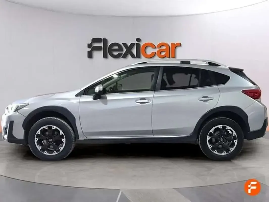 Usado Subaru XV 114 CV (83 kW) 2022 Gris SUV