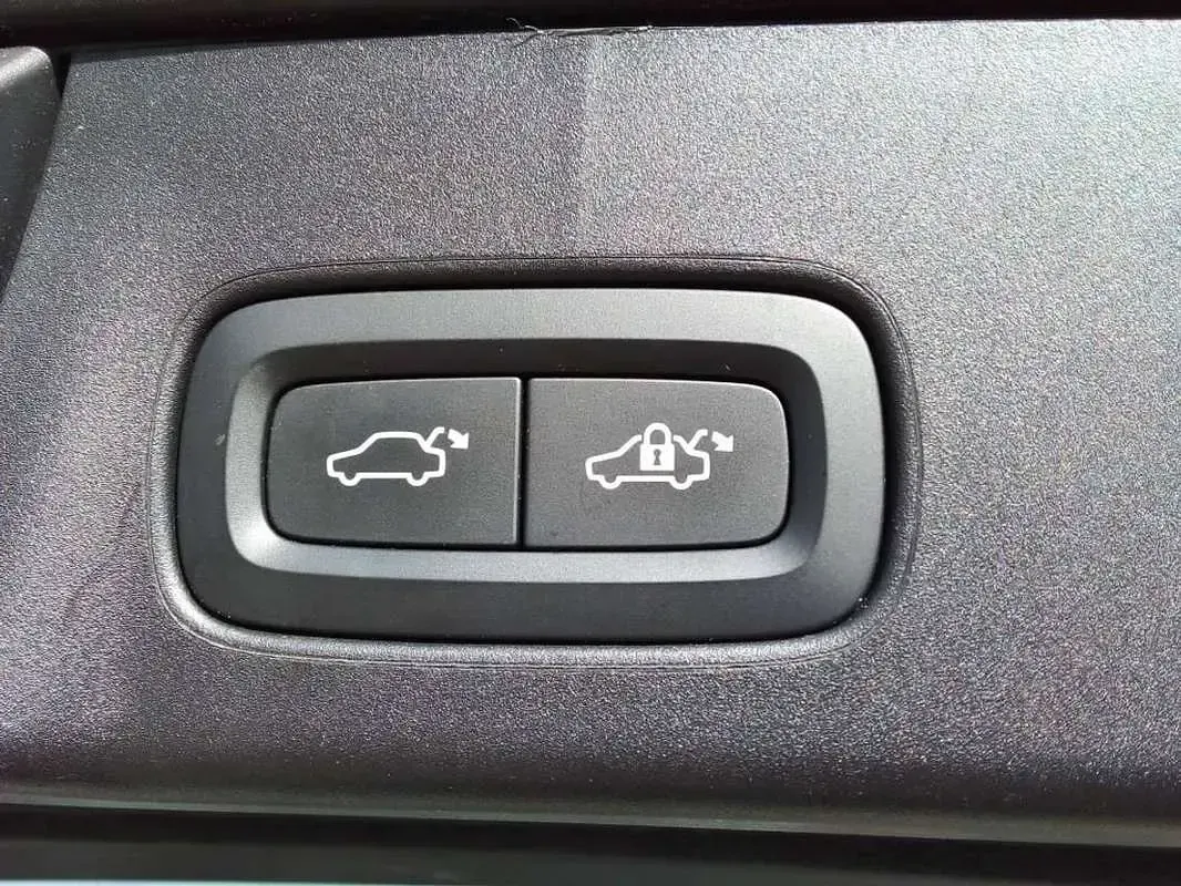 Usado Volvo V90 Business Edition 190 CV (139 kW) 2019 Blanco Familiar