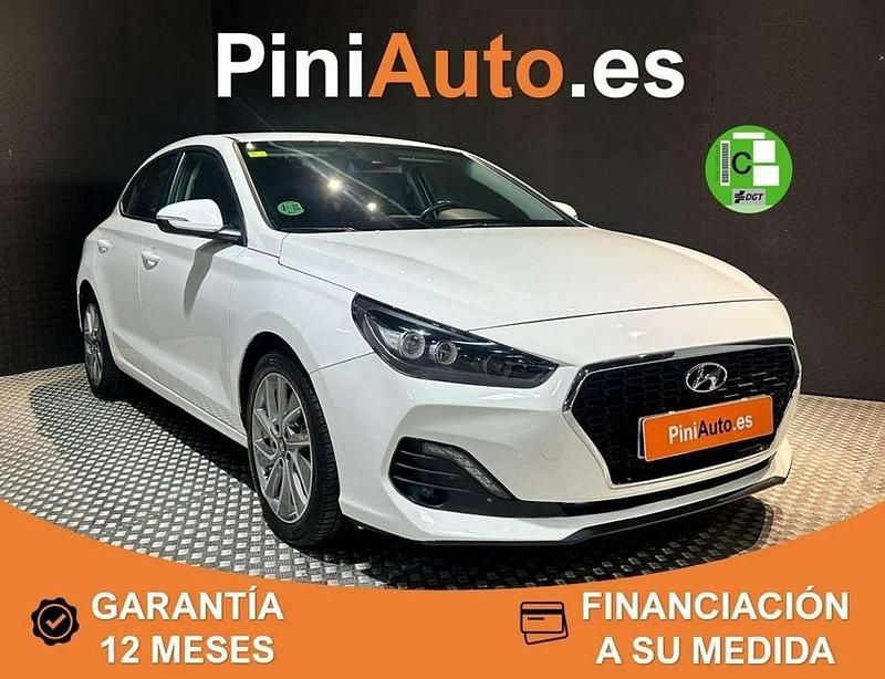Brugt Hyundai i30 120 HK (88 kW) 2018 Hvid Hatchback