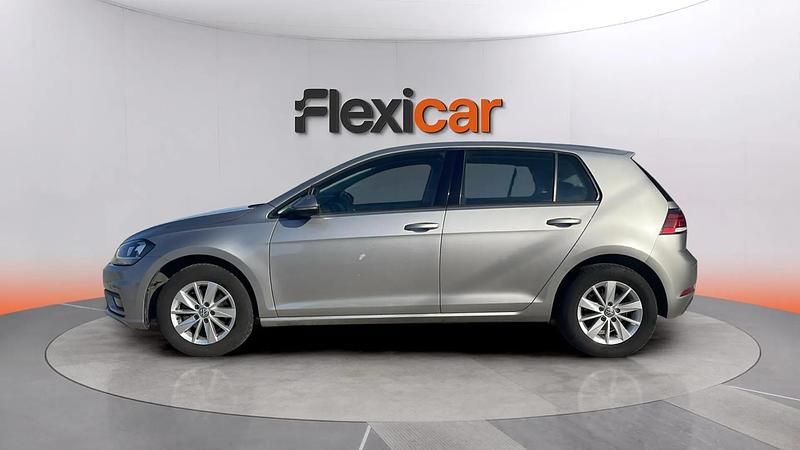 Usado VW Golf VII Advance 115 CV (84 kW) 2020 Gris Berlina