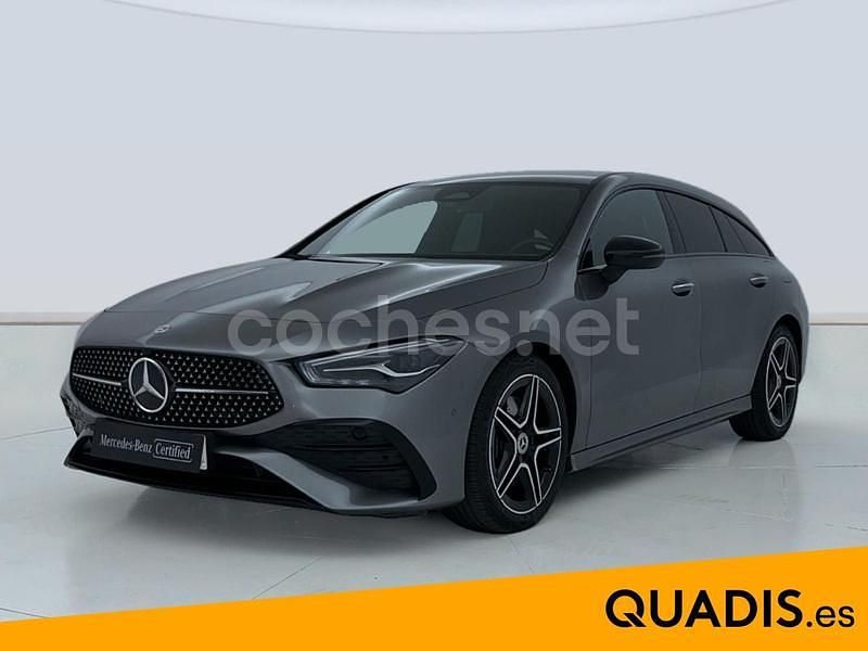 Gris Usado 2024 Mercedes CLA200 Shooting Brake Familiar | 35.900 € (Buen precio) - Imagen 1/4