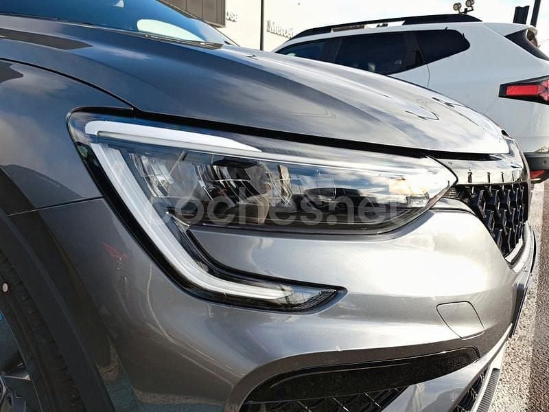 Nuevo Renault Arkana Techno 145 CV (106 kW) 2025 Gris / plata SUV
