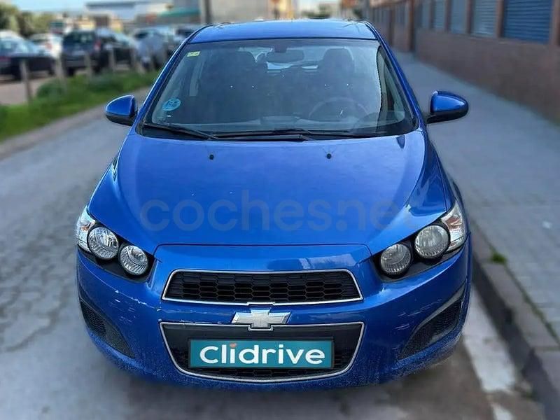 Usado Chevrolet Aveo LT 86 CV (63 kW) 2012 Azul Berlina
