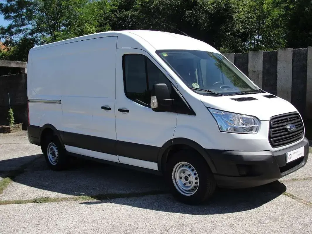 Usado Ford Transit 125 CV (91 kW) 2015 Blanco Van
