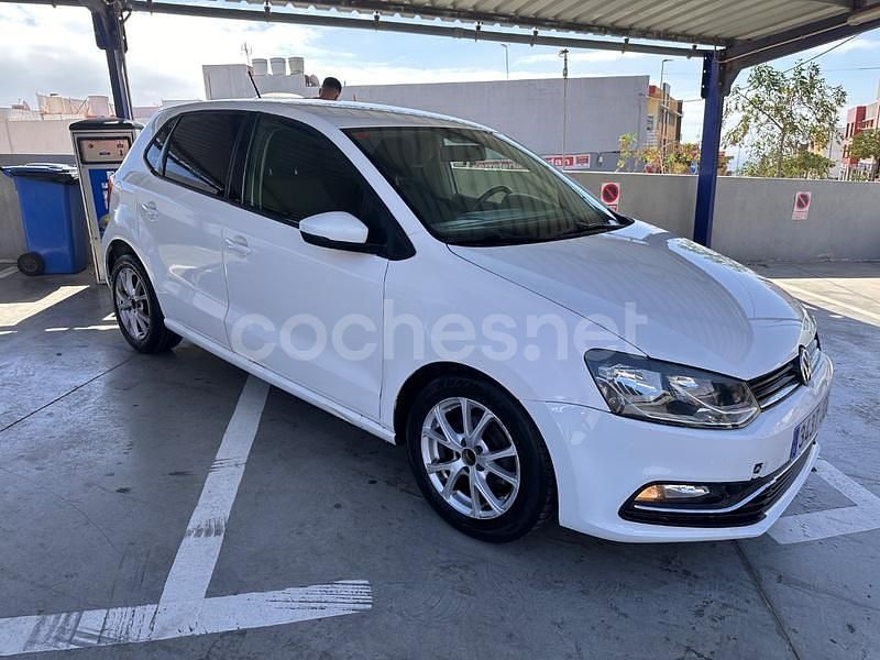 Blanco Usado 2016 VW Polo Advance Berlina | 7990 € (Buen precio) - Imagen 1/4