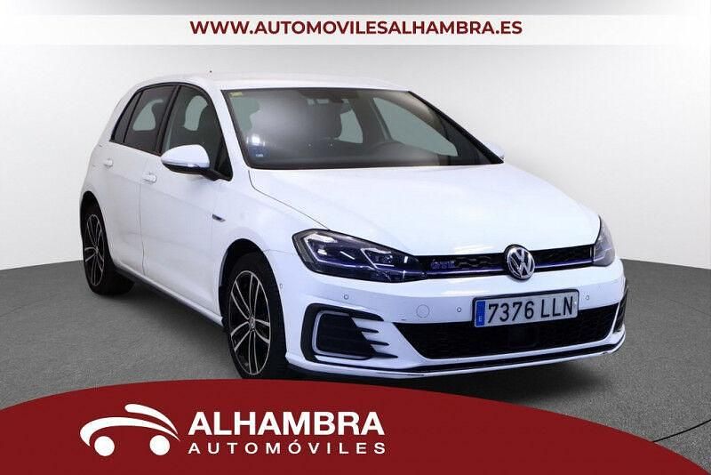 Usado VW Golf VII GTE 204 CV (150 kW) 2021 Blanco Utilitario