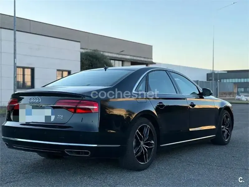 Usado Audi A8 258 CV (189 kW) 2014 Negro Berlina