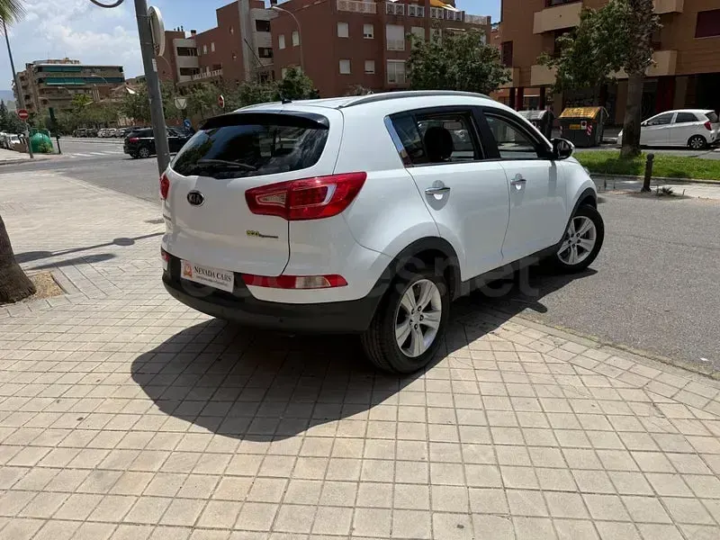 Usado Kia Sportage 135 CV (99 kW) 2011 Blanco SUV