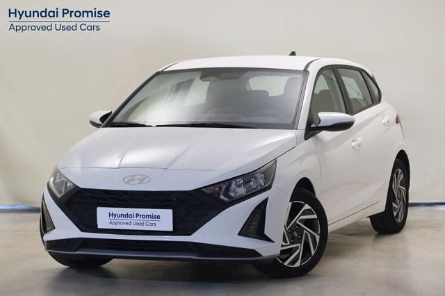 Usado Hyundai i20 100 CV (73 kW) 2024 Blanco Utilitario