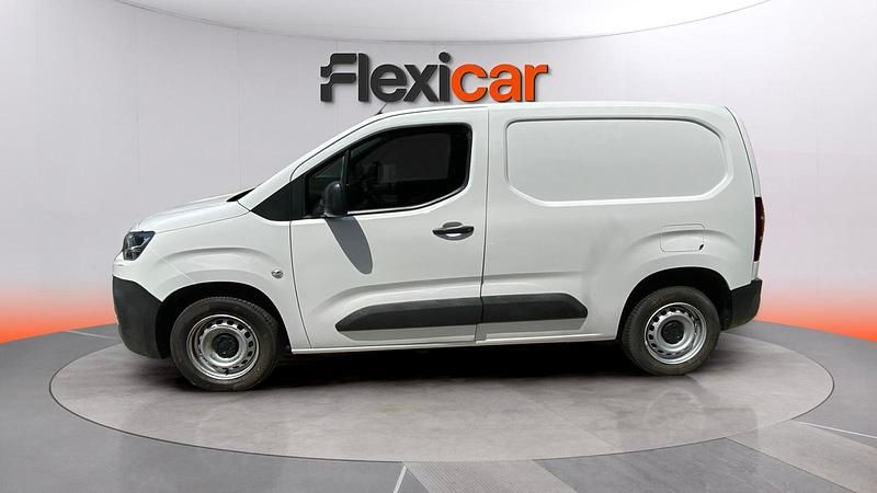 Usado Citroën Berlingo Feel 102 CV (75 kW) 2021 Blanco Monovolumen