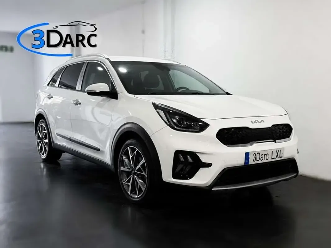 Usado Kia Niro 141 CV (103 kW) 2022 Blanco SUV