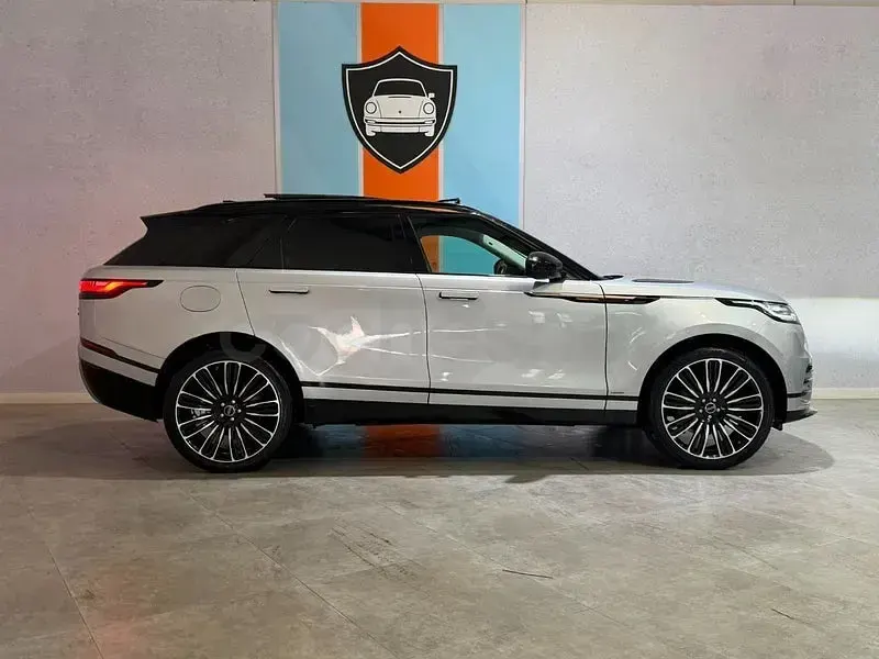 Usado Land Rover Range Rover Velar 204 CV (150 kW) 2021 Gris / plata SUV