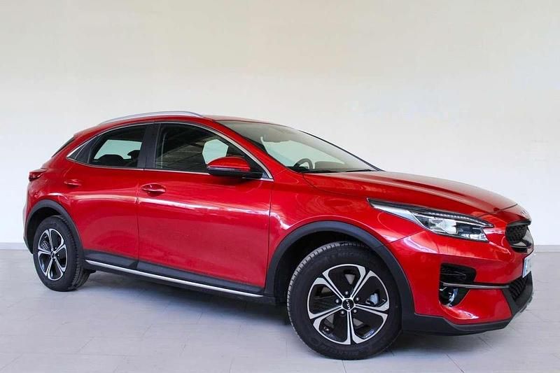 Usado Kia XCeed 141 CV (103 kW) 2022 Rojo SUV