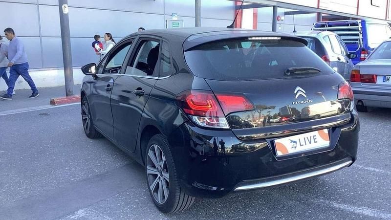 Usado Citroën C4 Feel 110 CV (80 kW) 2016 Negro Utilitario