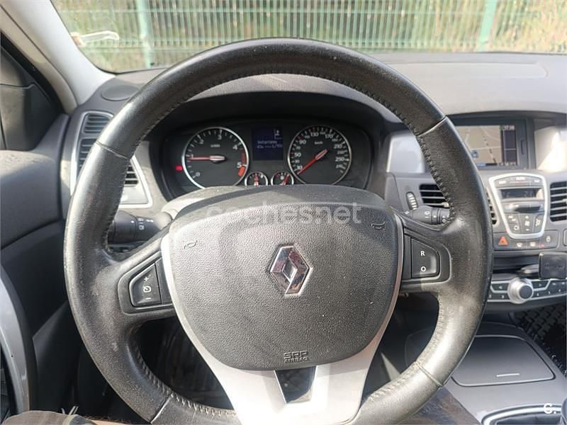 Gris / plata Usado 2012 Renault Laguna III Familiar | 7000 € (Precio justo) - Imagen 1/4