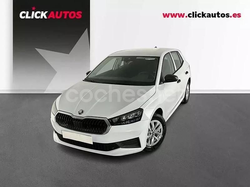 Blanco Usado 2025 Skoda Fabia Essence Berlina | 17.350 € (Precio justo) - Imagen 1/4