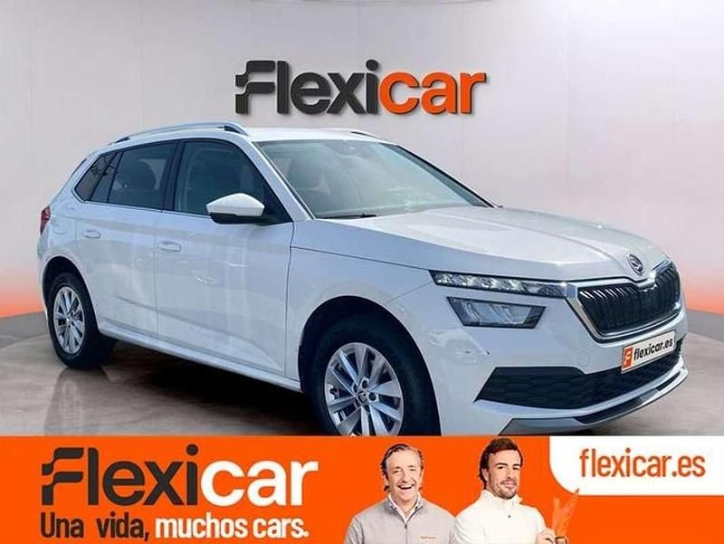 Usado Skoda Kamiq Selection 95 CV (69 kW) 2023 Blanco SUV