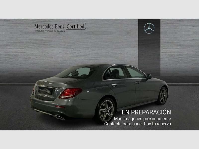 Usado Mercedes E350 299 CV (219 kW) 2019 Gris Berlina