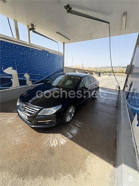 Usado VW Passat 140 CV (102 kW) 2010 Negro Berlina
