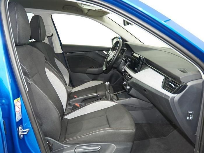 Usado Skoda Kamiq Selection 116 CV (85 kW) 2024 Azul SUV
