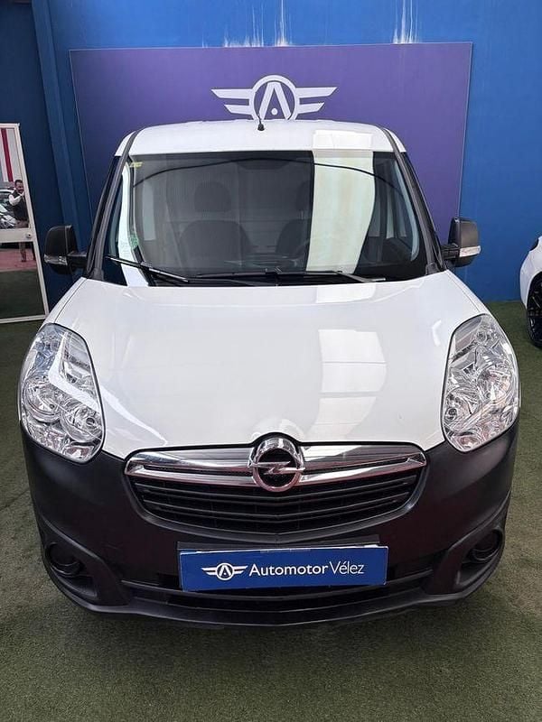 Usado Opel Combo 95 CV (69 kW) 2018 Blanco Monovolumen