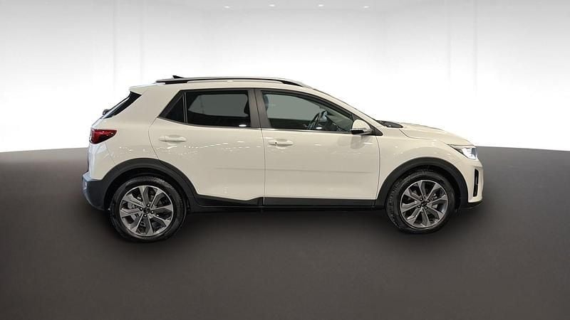 Usado Kia Stonic 120 CV (88 kW) 2019 Blanco SUV