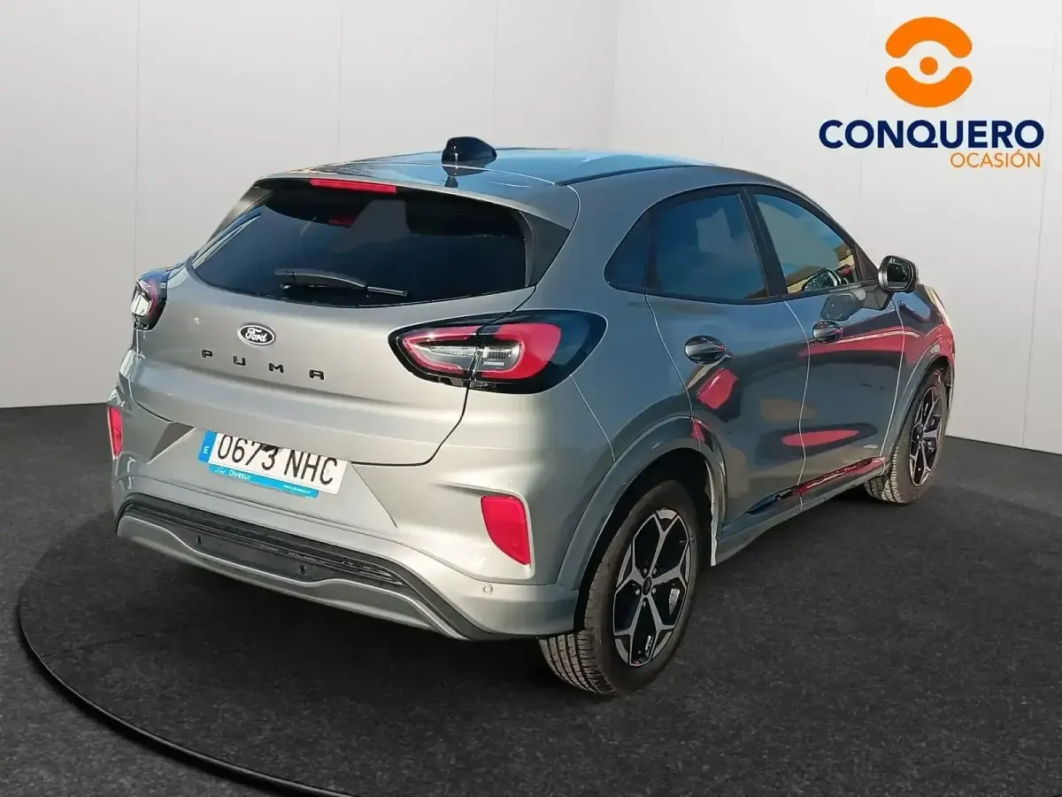 Usado Ford Puma ST-Line 125 CV (91 kW) 2025 Gris / plata SUV