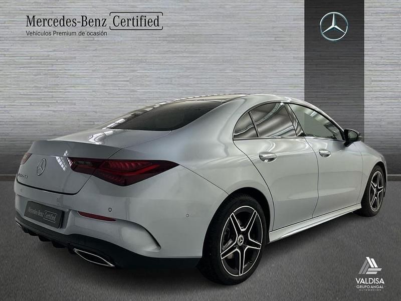 Usado Mercedes CLA220 AMG line 190 CV (139 kW) 2025 Gris Berlina