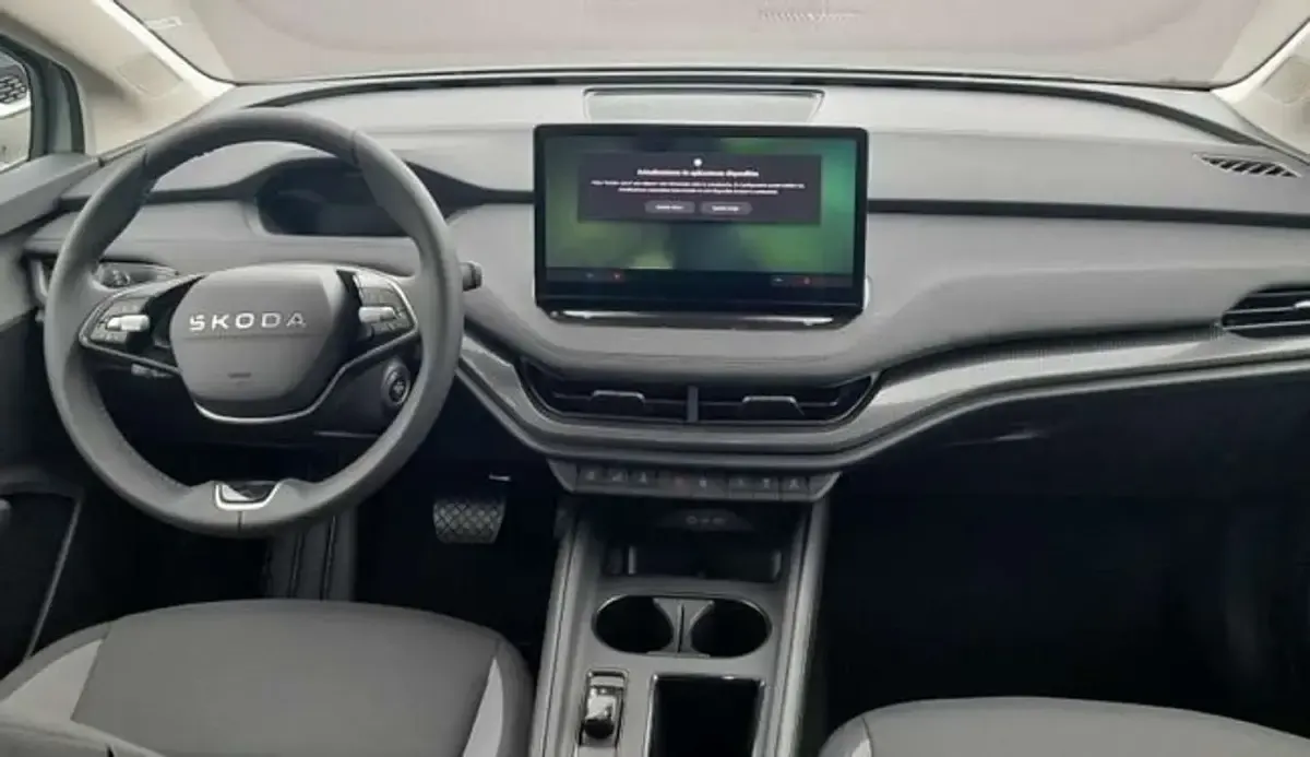 Usado Skoda Elroq 150 kW (204 HP) 2025 Verde SUV