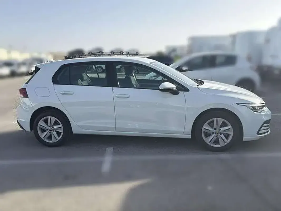 Usado VW Golf VIII 116 CV (85 kW) 2021 Blanco Utilitario