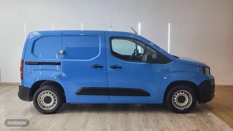 Usado Peugeot Partner Premium 73 CV (53 kW) 2019 Azul Monovolumen