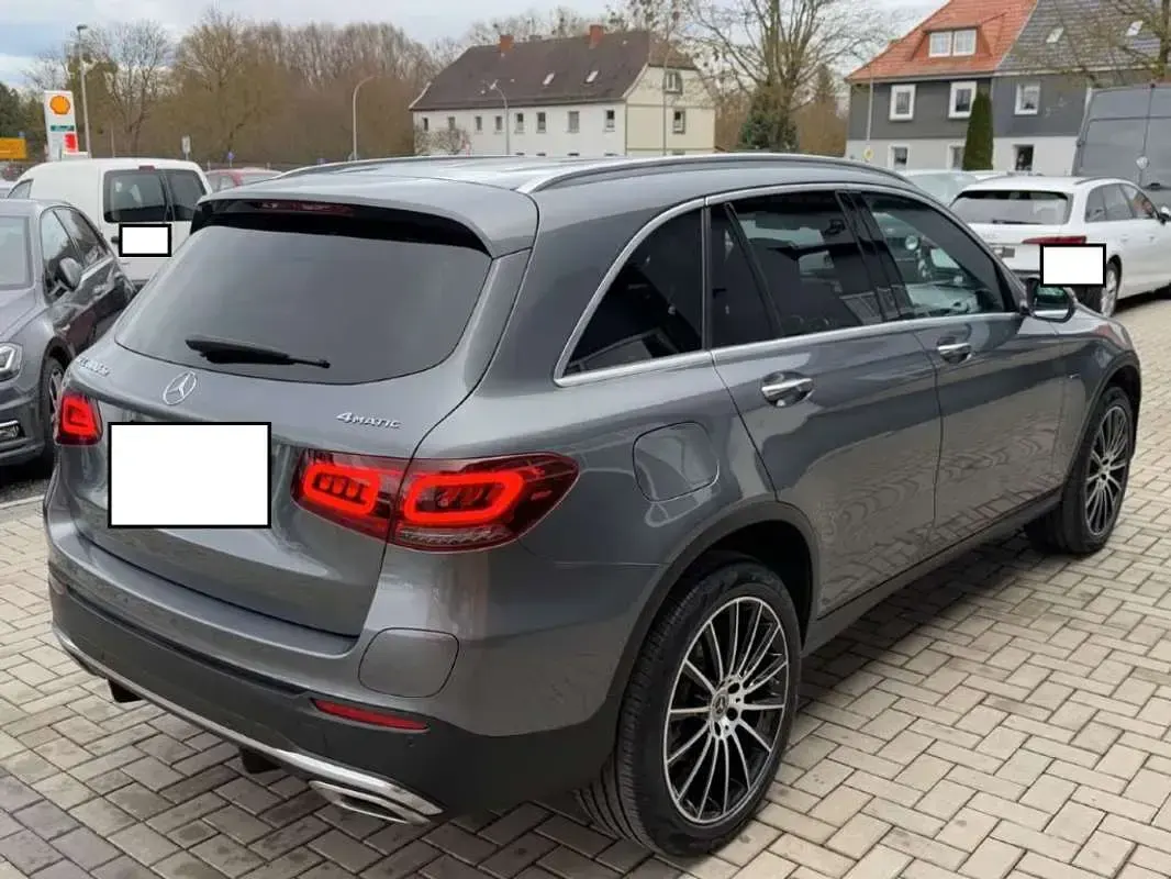 Usado Mercedes GLC300e 306 CV (225 kW) 2022 Gris SUV