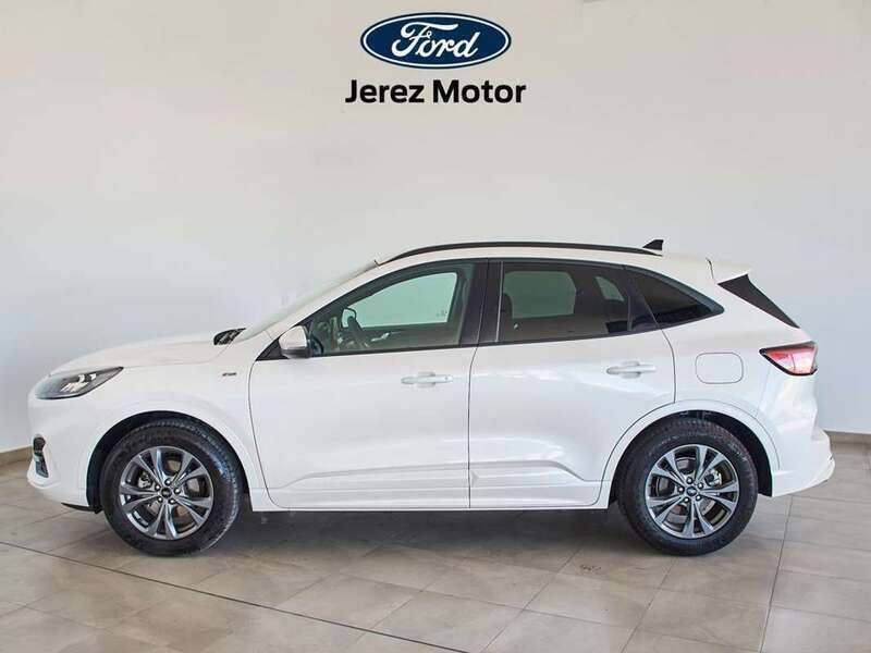 Usado Ford Kuga ST-Line X 150 CV (110 kW) 2021 Blanco platinum SUV