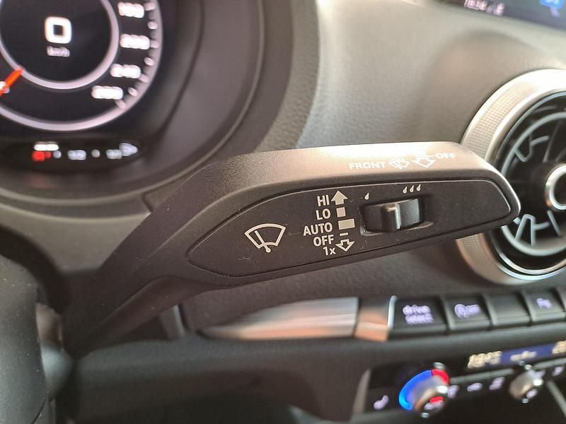 Usado Audi A3 Sportback Sport 150 CV (110 kW) 2017 Gris Utilitario