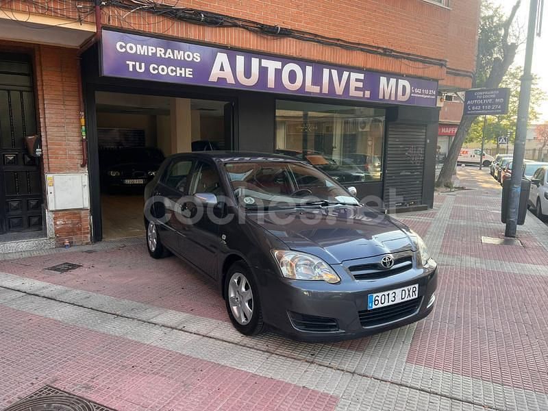 Gris / plata Usado 2006 Toyota Corolla Luna Berlina | 3490 € (Precio justo) - Imagen 1/4