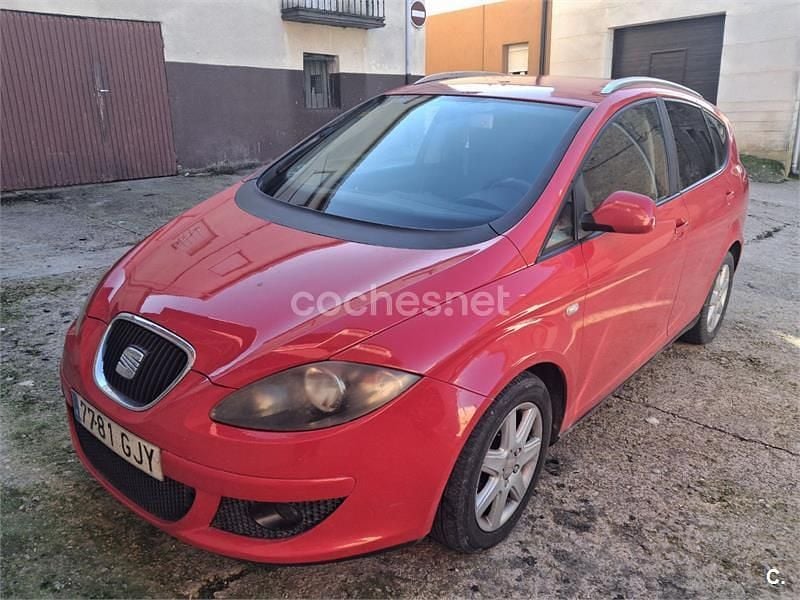 Rojo Usado 2008 Seat Altea XL Monovolumen | 6500 € (Precio justo) - Imagen 1/4